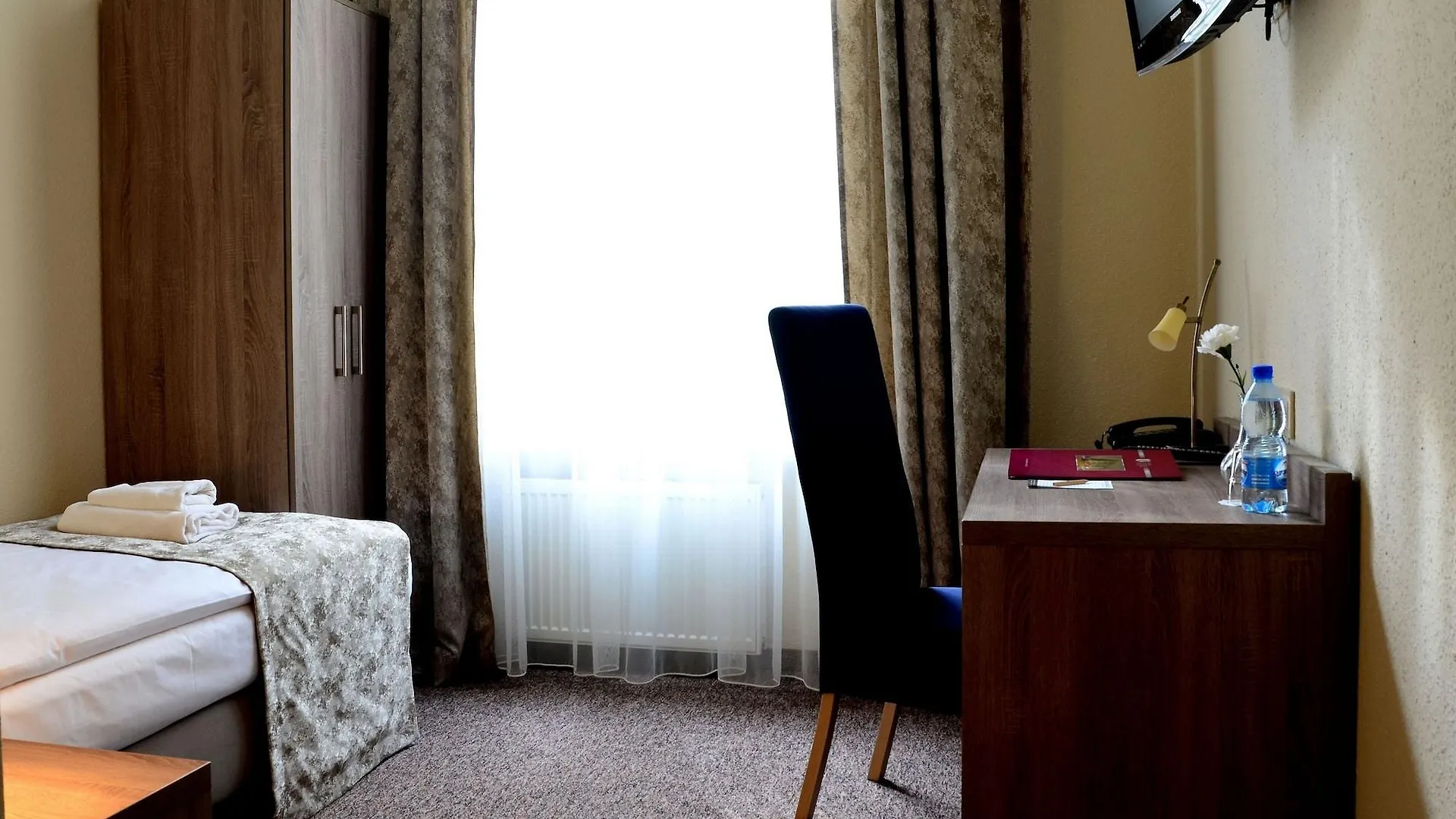 ***  Hotel Lothus Wroclaw Poland